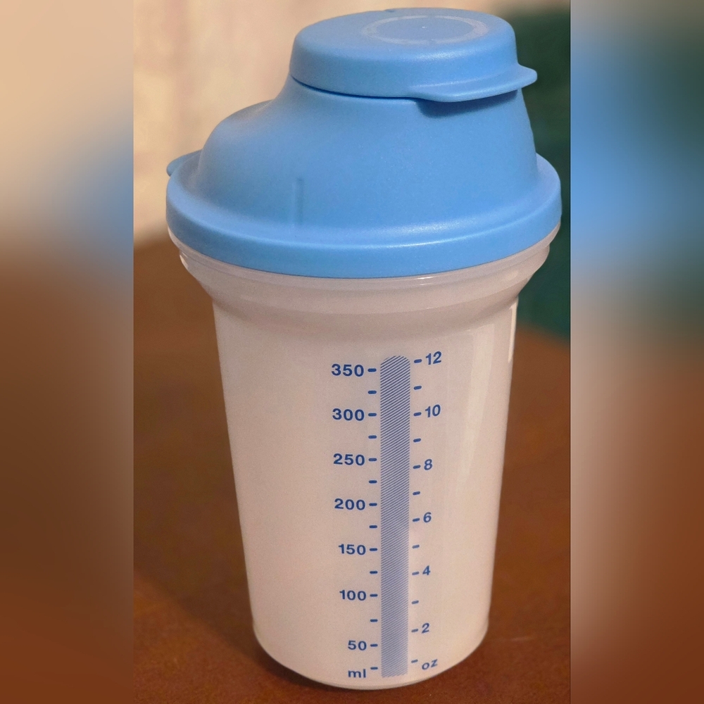 Tupperware All-In-One Shaker NWT 4TH JULY SALE TODAY